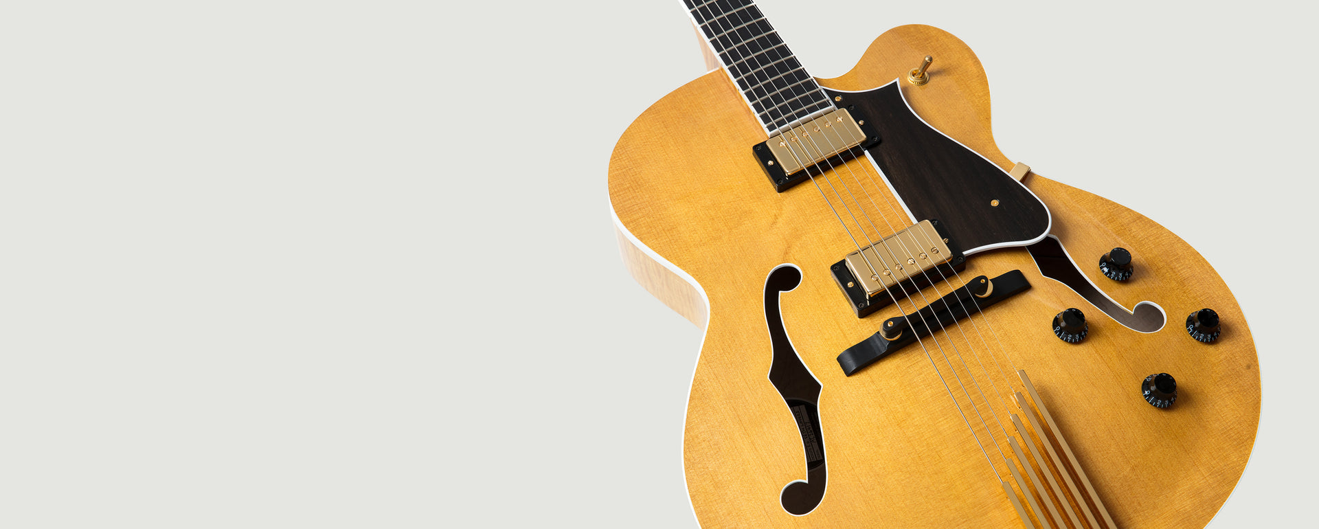 Eagle Classic | HOLLOW BODY GUITAR